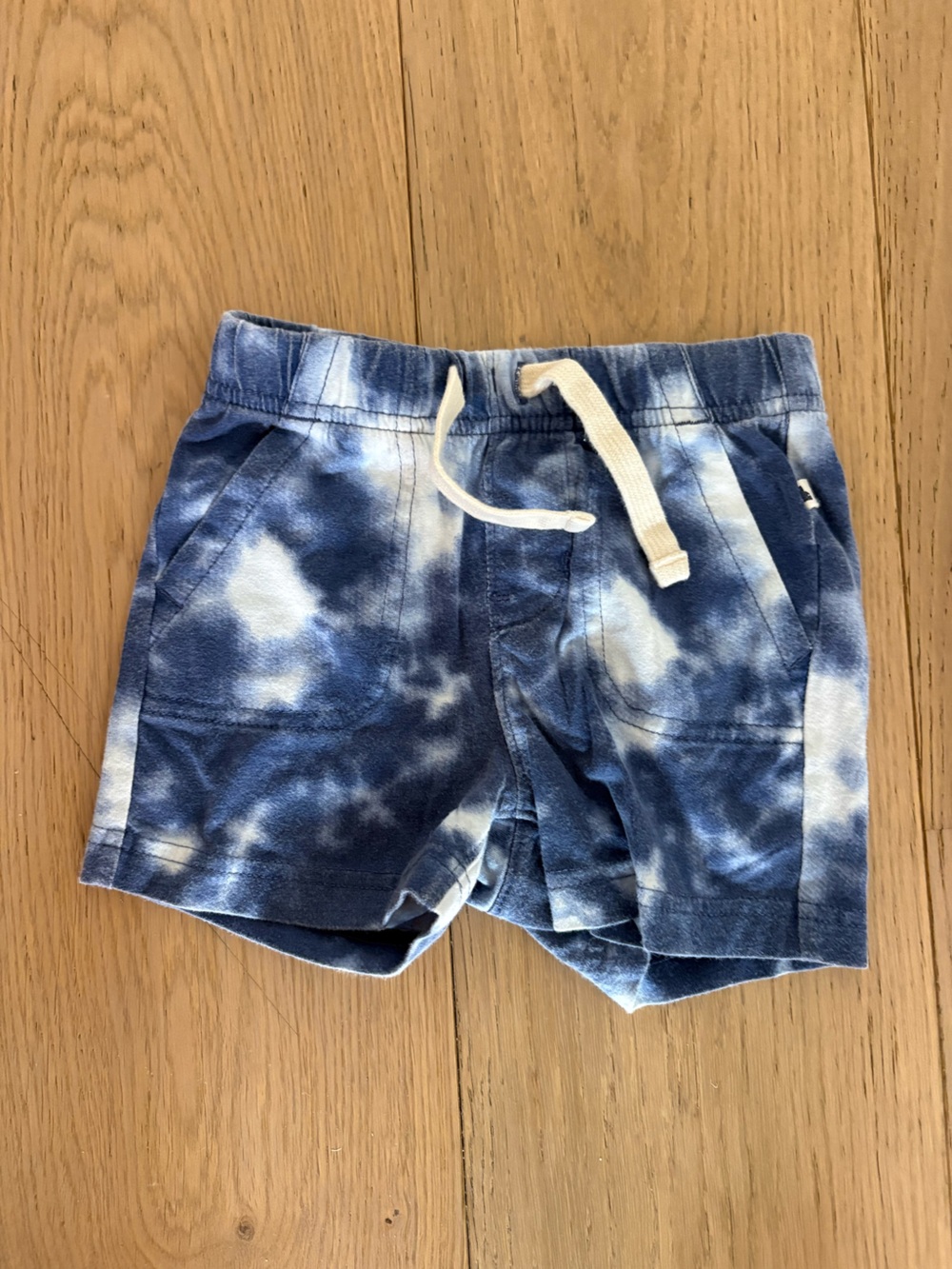 Baby Gap tie dye baby shorts - size 12-18 months